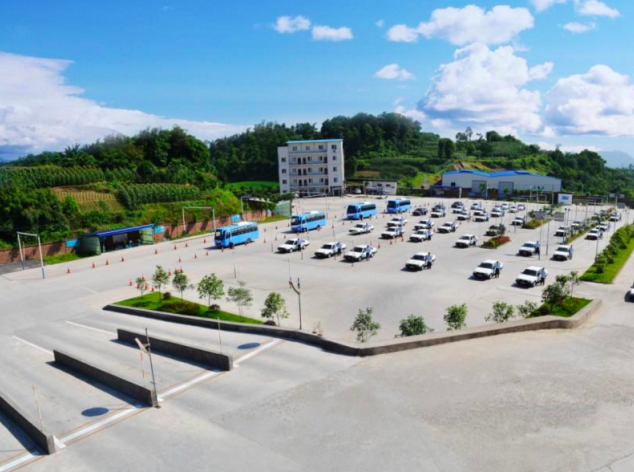 华安驾校